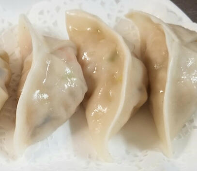 Steamed Vegan Chicken Dumpling $14.00 Steamed vegan chicken and vegetable (napa cabbage, carrot, shittake mushroom) dumplings