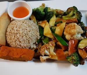 L02. Sauteed Shredded Bean Curd Lunch $14.00 Sautéed firm tofu, broccoli, cauliflower, zucchini, carrots, baby corn, and snow peas in brown kung-pao sauce